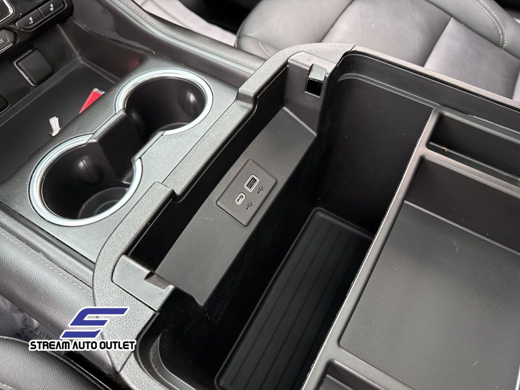 Vehicle image 45 of 50