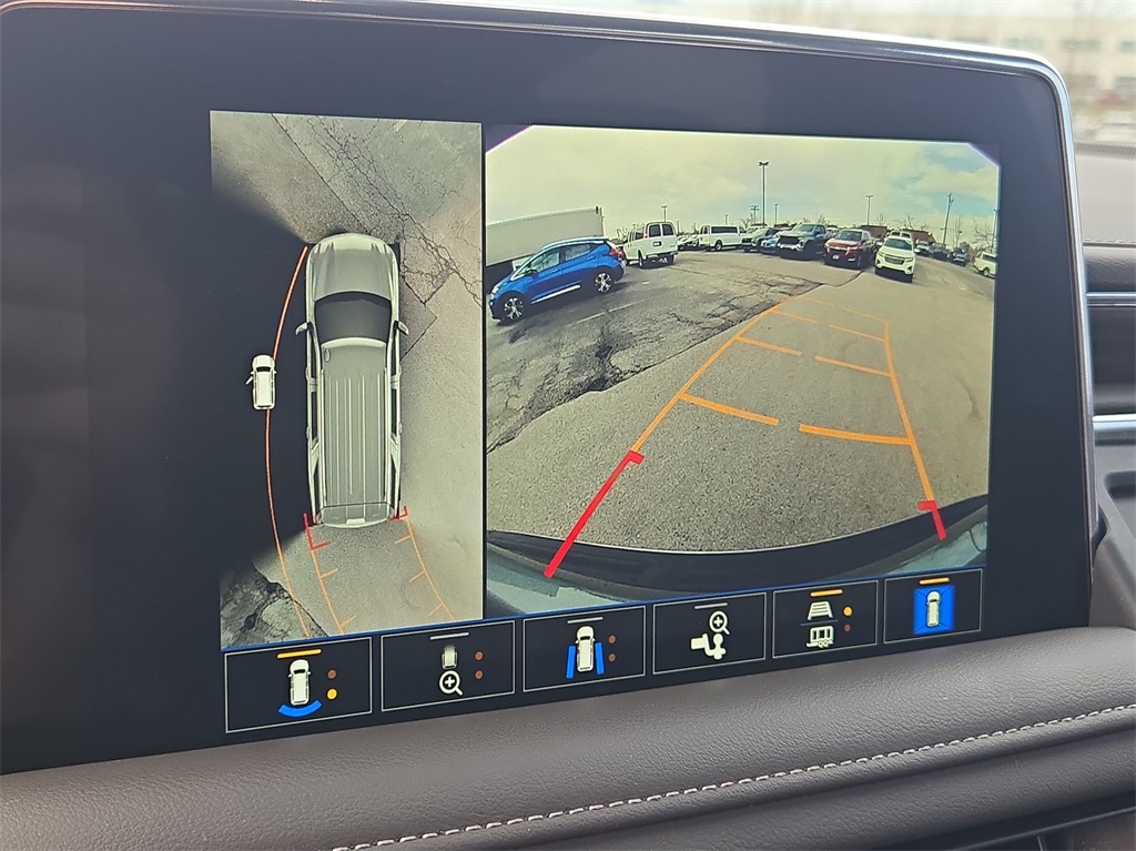 Vehicle image 21 of 41