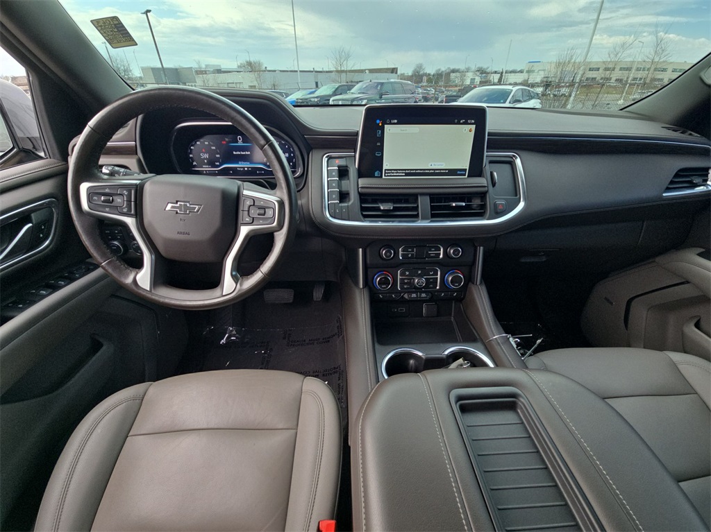 Vehicle image 10 of 41