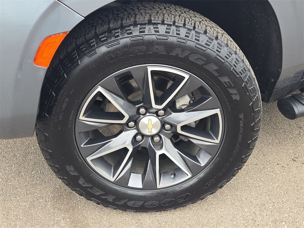 Vehicle image 39 of 41