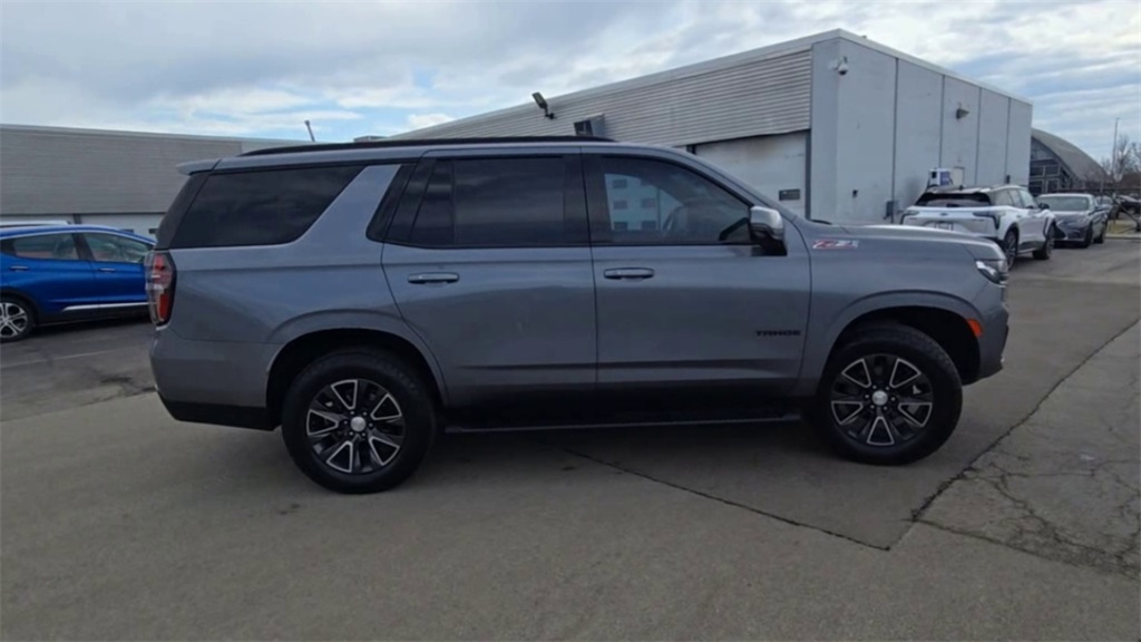 Vehicle image 7 of 41