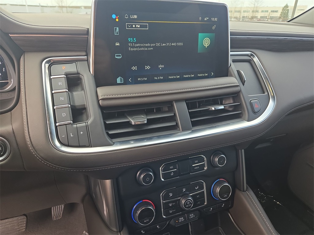 Vehicle image 19 of 41