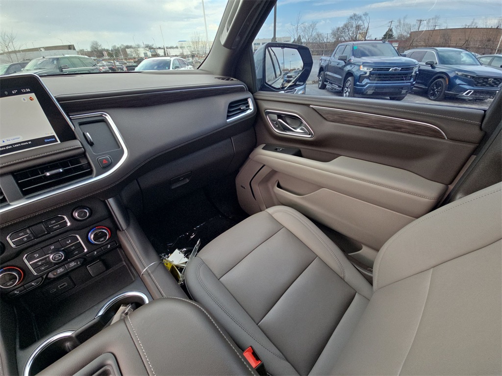 Vehicle image 11 of 41