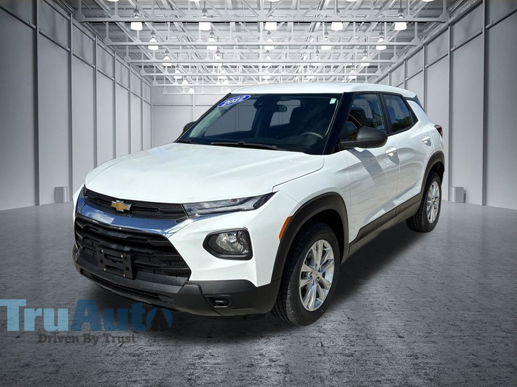 2022 Chevrolet Trailblazer LS Image 1 of 57