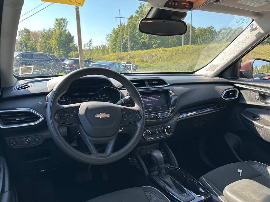 2022 Chevrolet Trailblazer LT Image 11 of 17