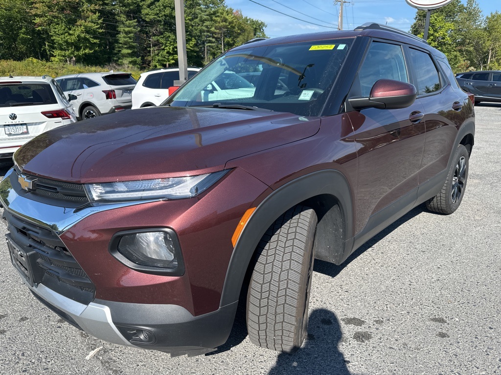 2022 Chevrolet Trailblazer LT Image 1 of 17
