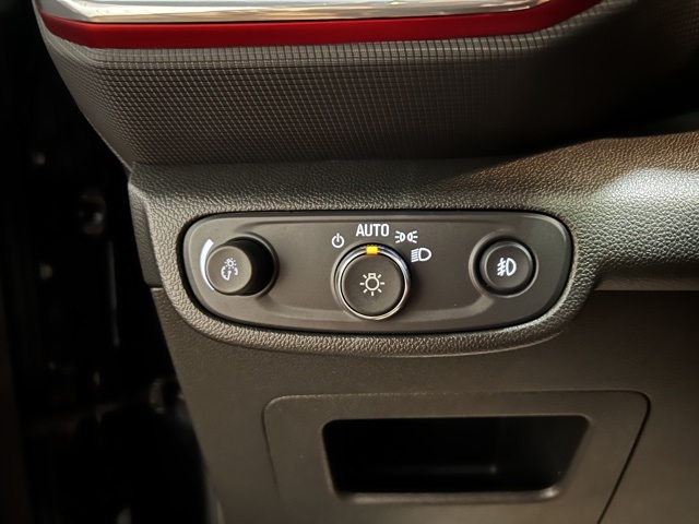 Vehicle image 37 of 47