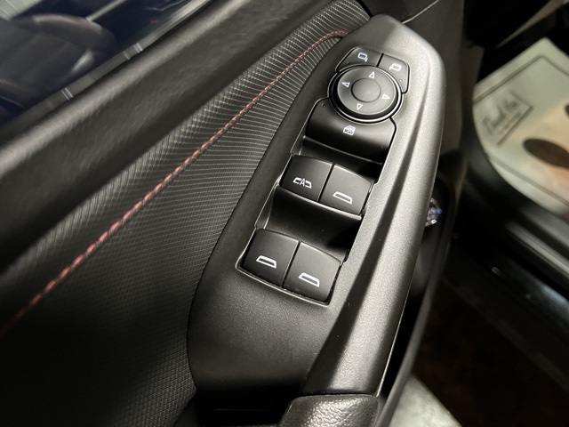 Vehicle image 13 of 47