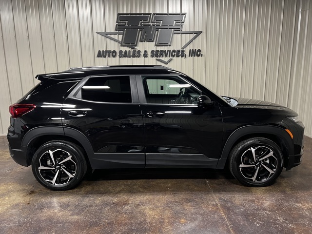 Vehicle image 4 of 47