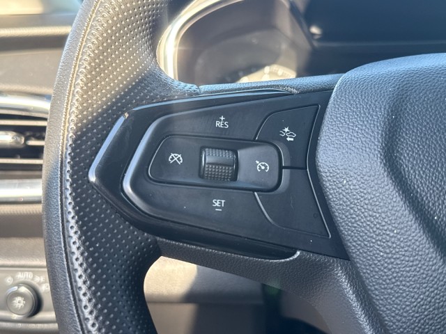Vehicle image 25 of 26