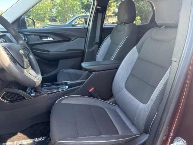 Vehicle image 12 of 26