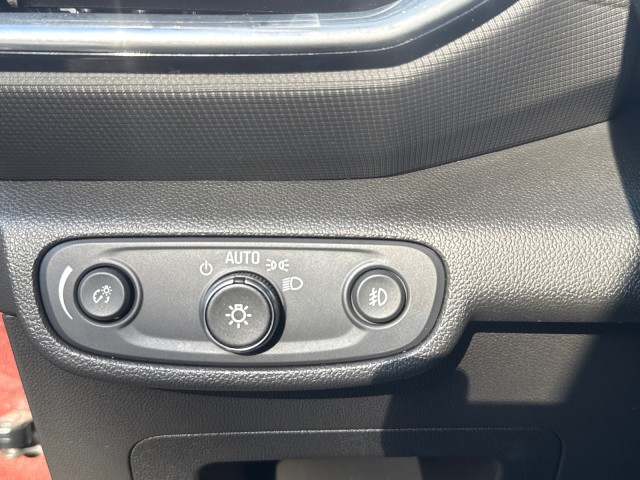 Vehicle image 24 of 26