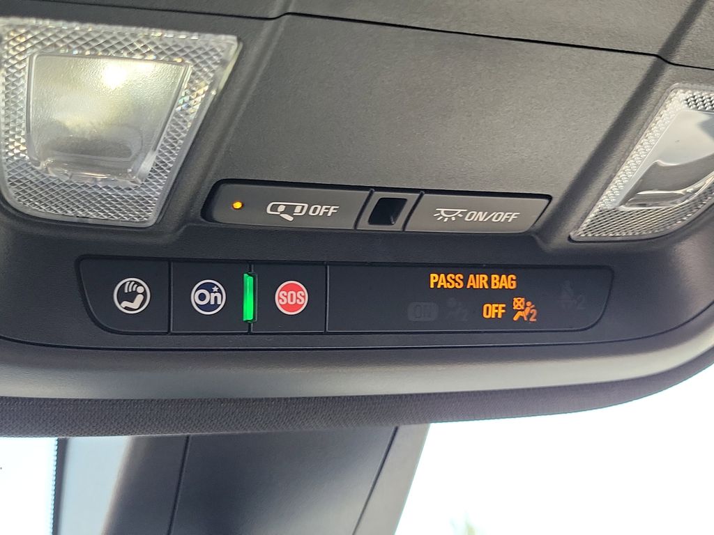 2022 Chevrolet Traverse LS Image 32 of 32