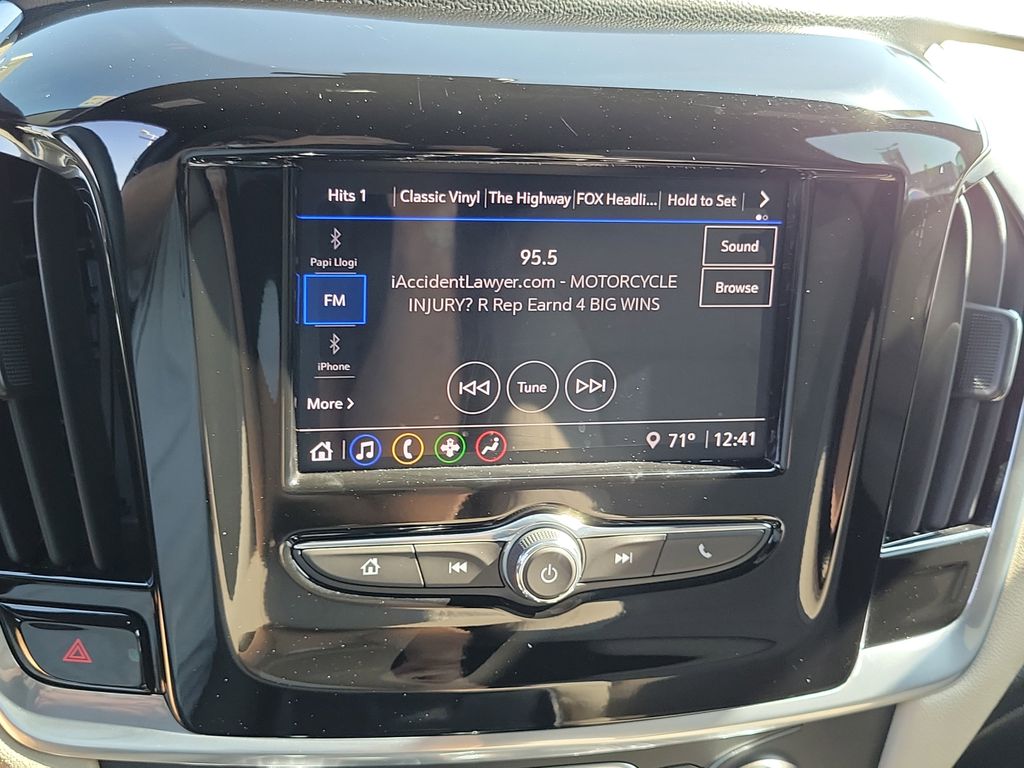 2022 Chevrolet Traverse LS Image 20 of 32