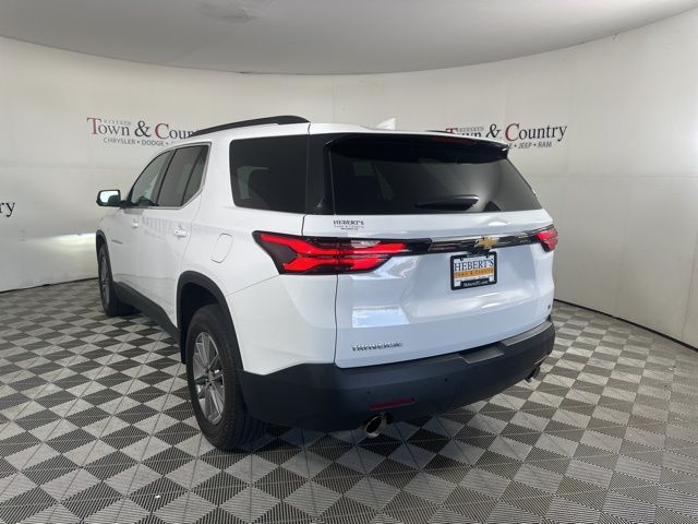 Vehicle image 6 of 22