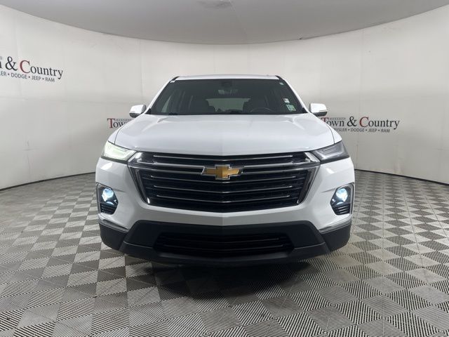Vehicle image 2 of 22