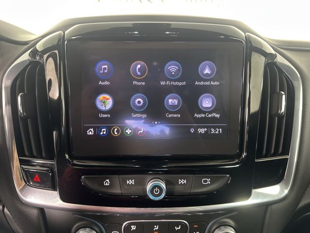 Vehicle image 15 of 22