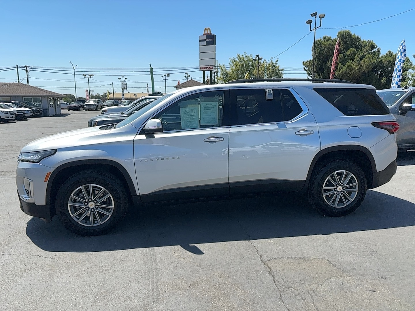 Vehicle image 2 of 14