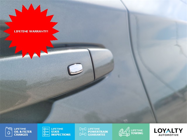 Vehicle image 20 of 30