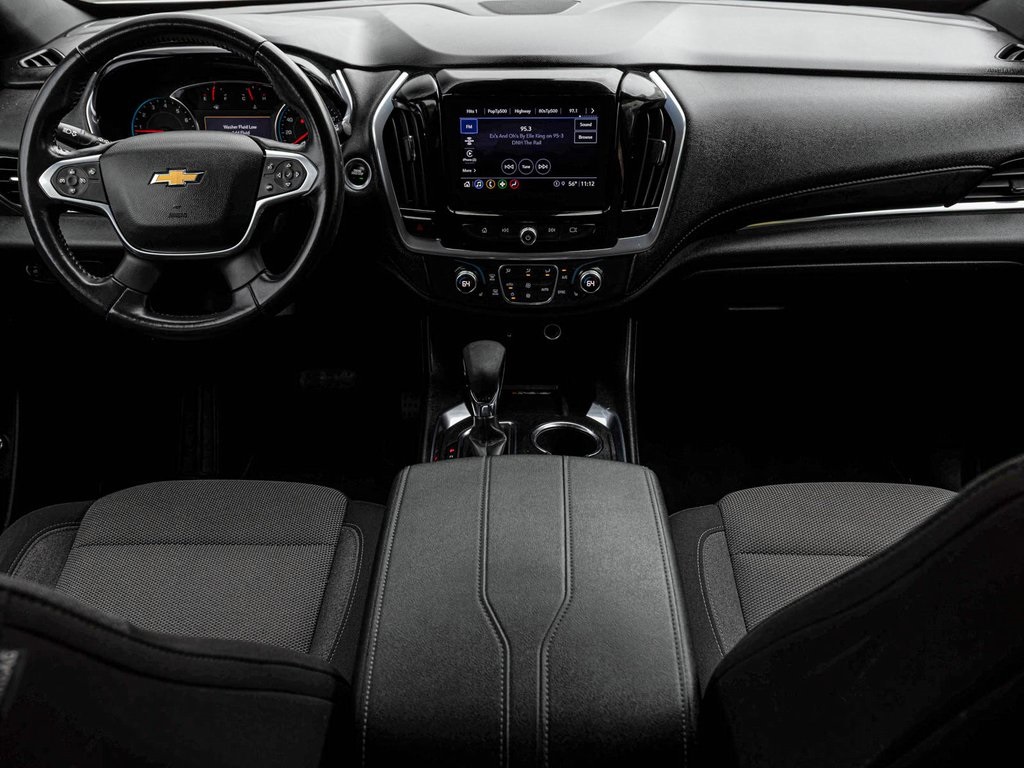Vehicle image 34 of 41