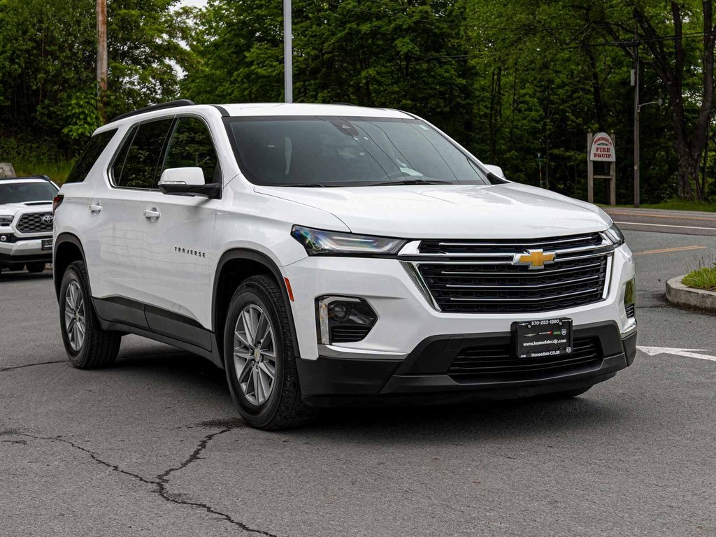 Vehicle image 4 of 41