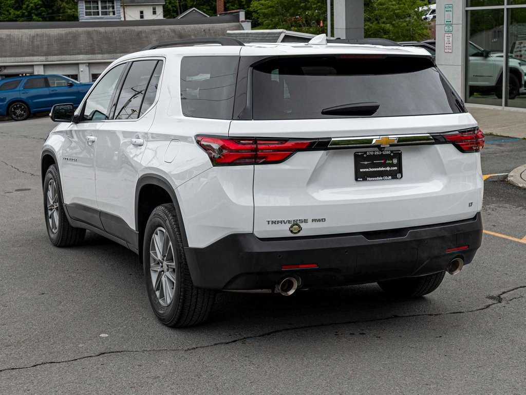 Vehicle image 6 of 41