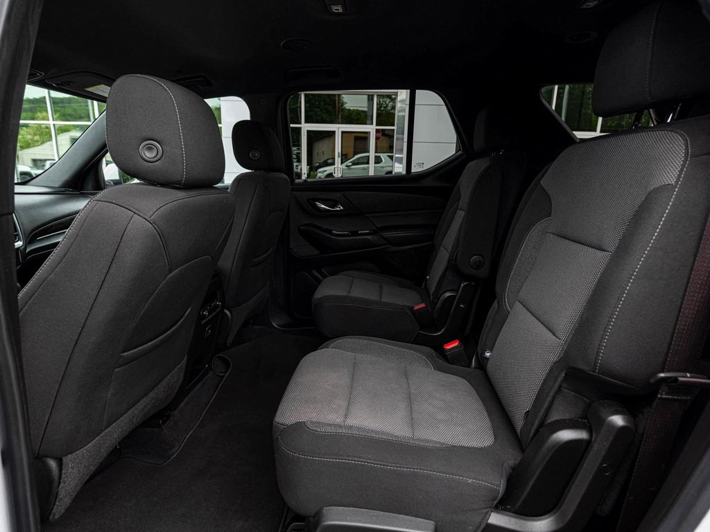 Vehicle image 29 of 41