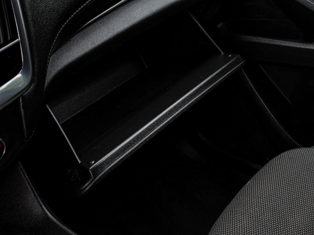Vehicle image 19 of 41