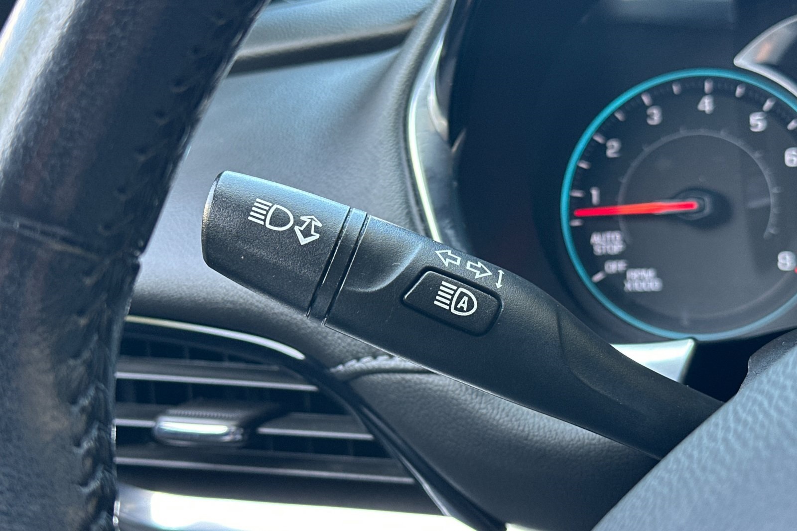 Vehicle image 39 of 58