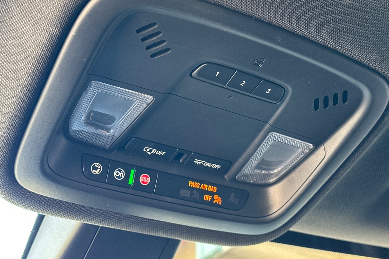 Vehicle image 25 of 58