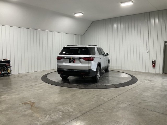 Vehicle image 5 of 34