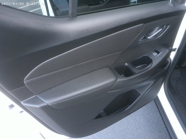 Vehicle image 27 of 29