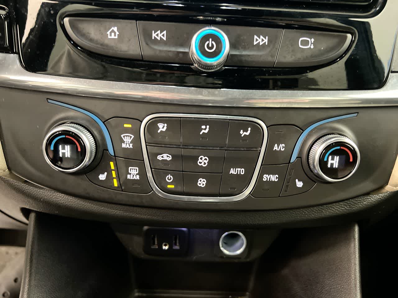 Vehicle image 19 of 29