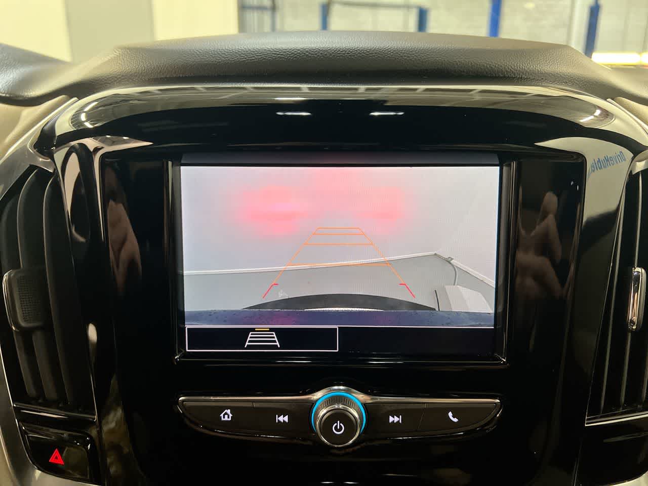 Vehicle image 18 of 29