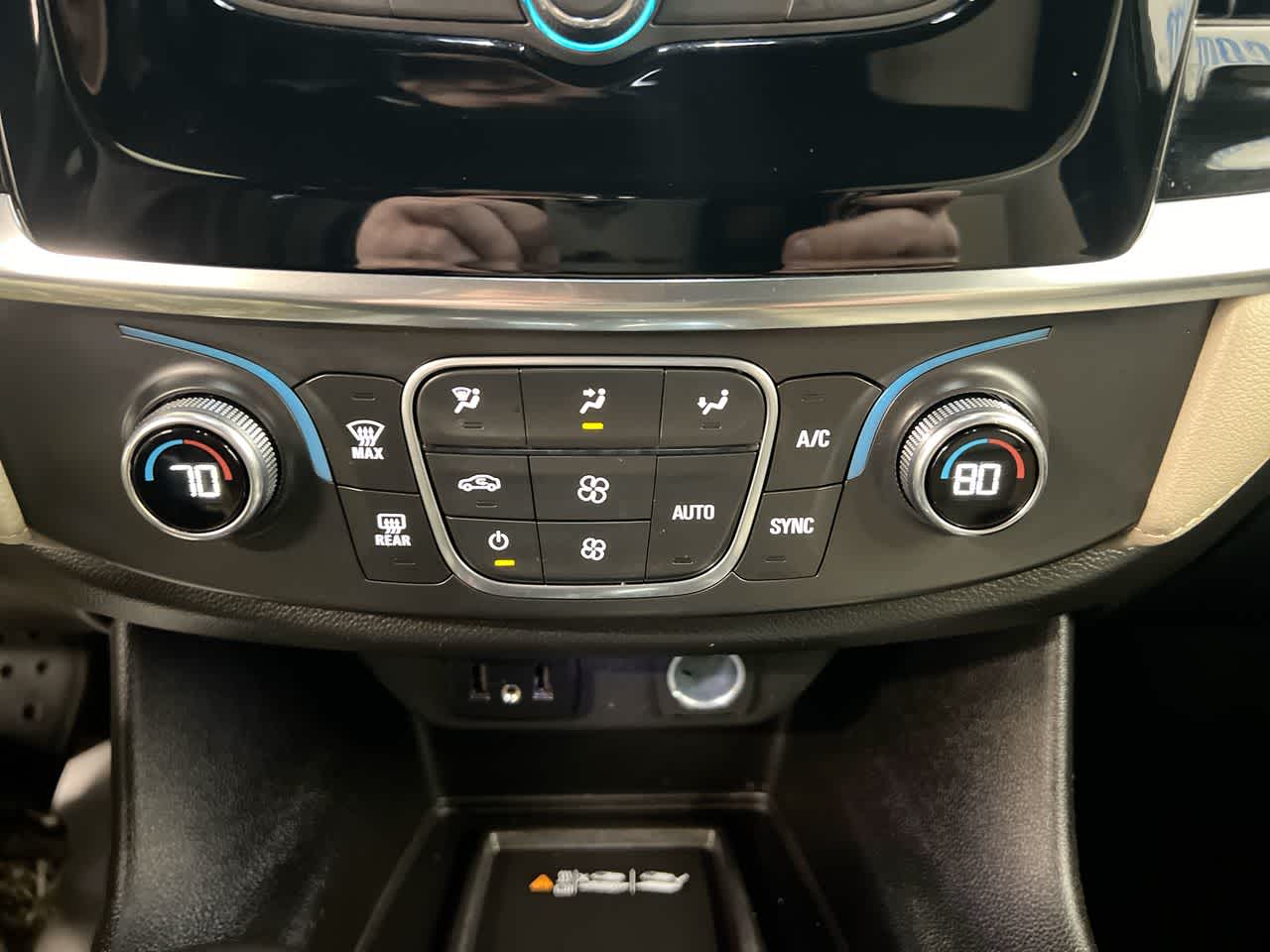 Vehicle image 19 of 29