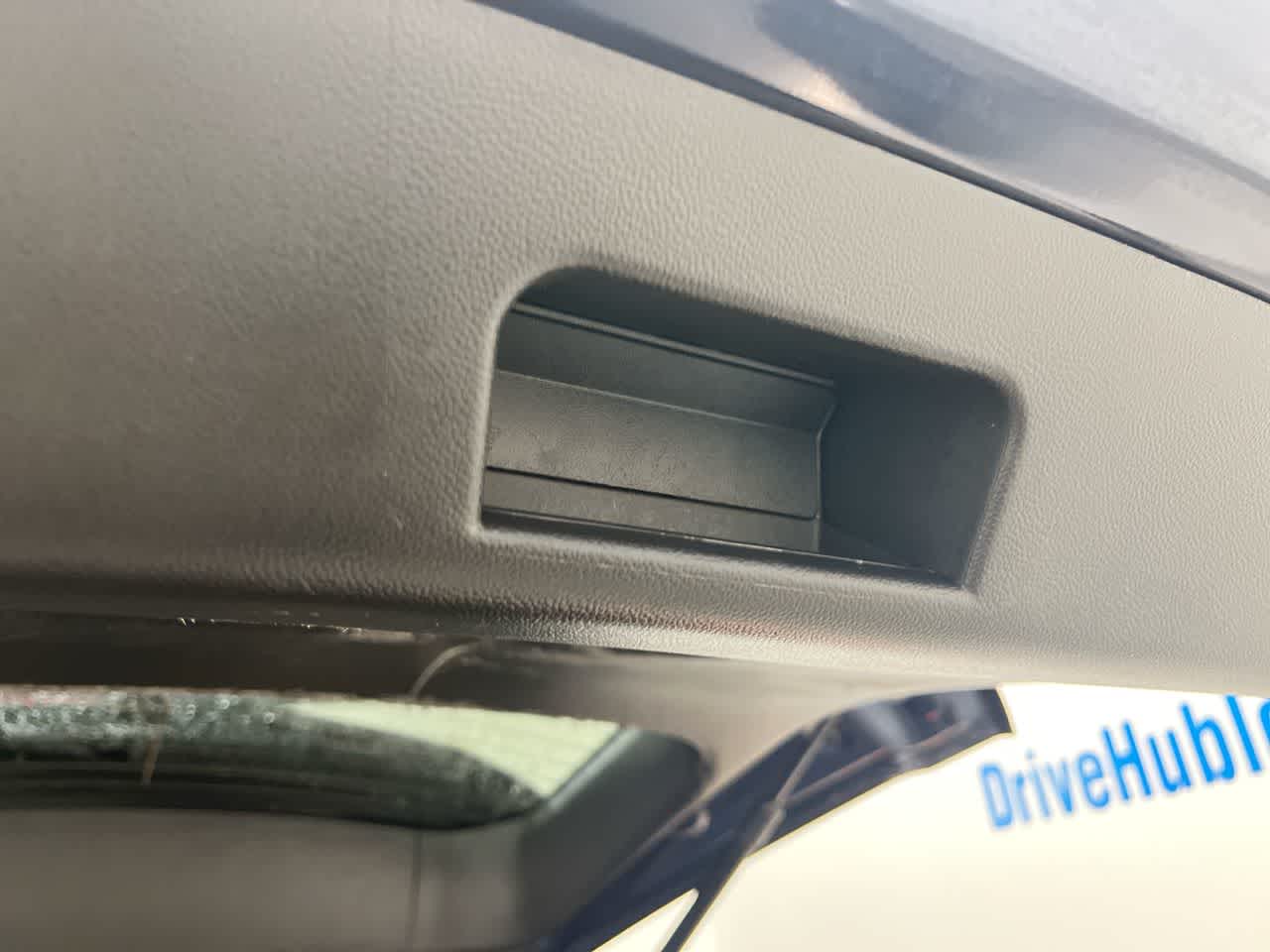 Vehicle image 27 of 29