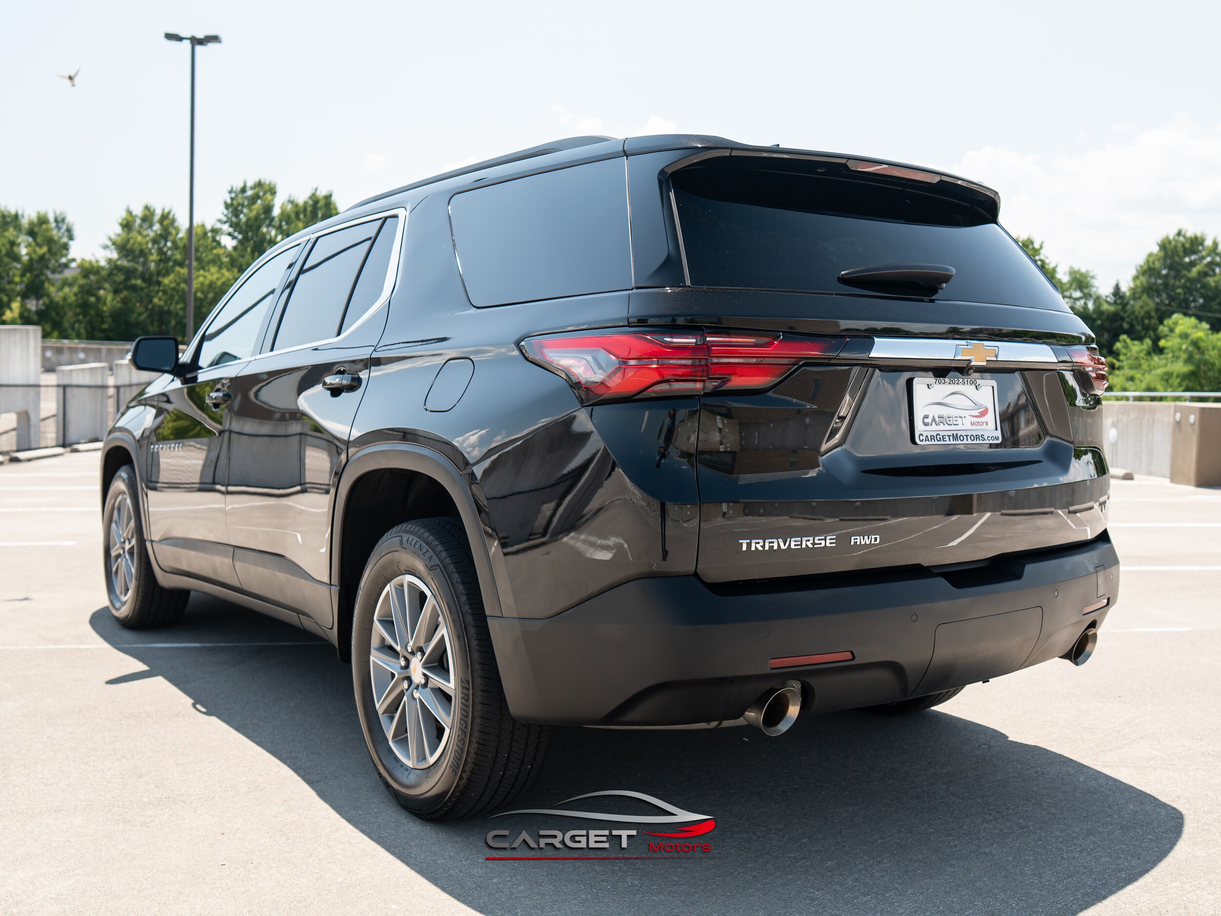 Vehicle image 4 of 51