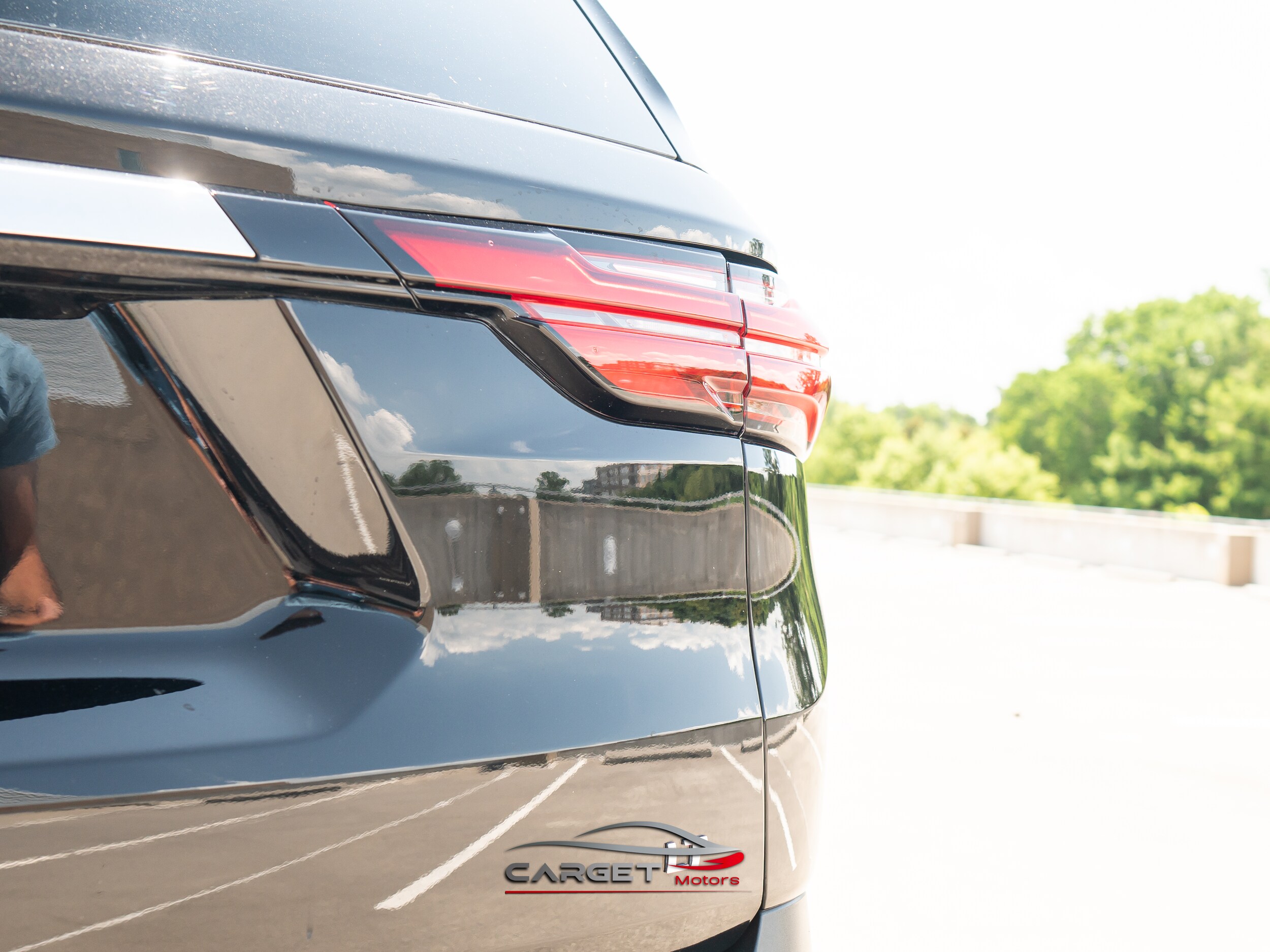 Vehicle image 49 of 51