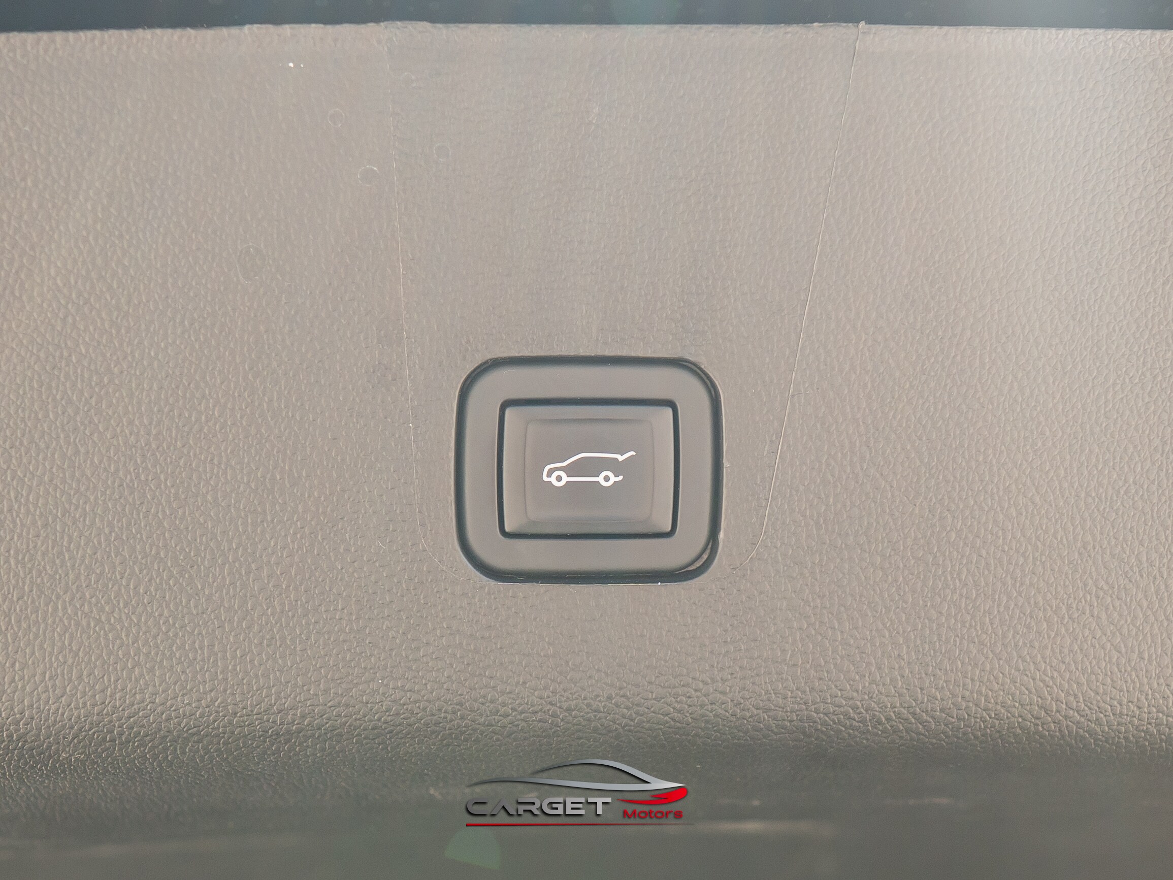 Vehicle image 38 of 51