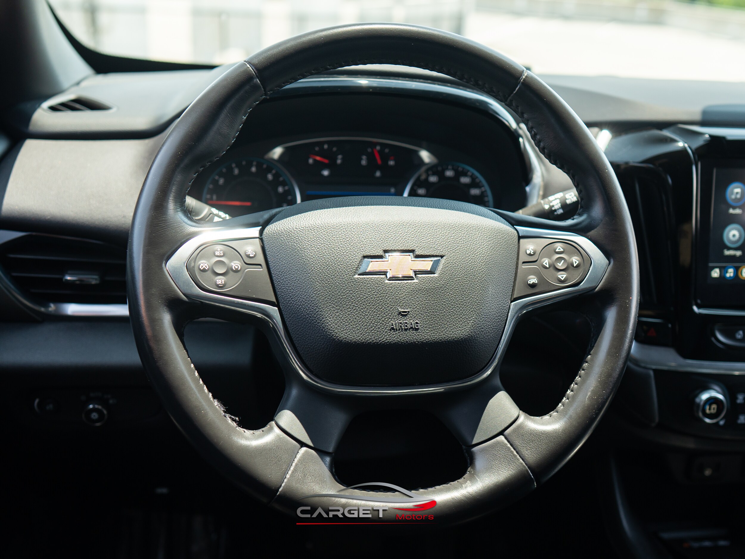 Vehicle image 47 of 51