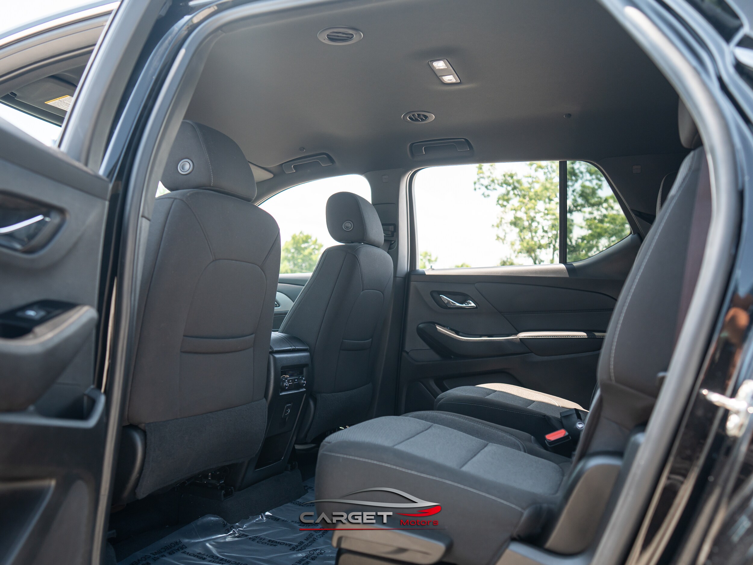 Vehicle image 16 of 51