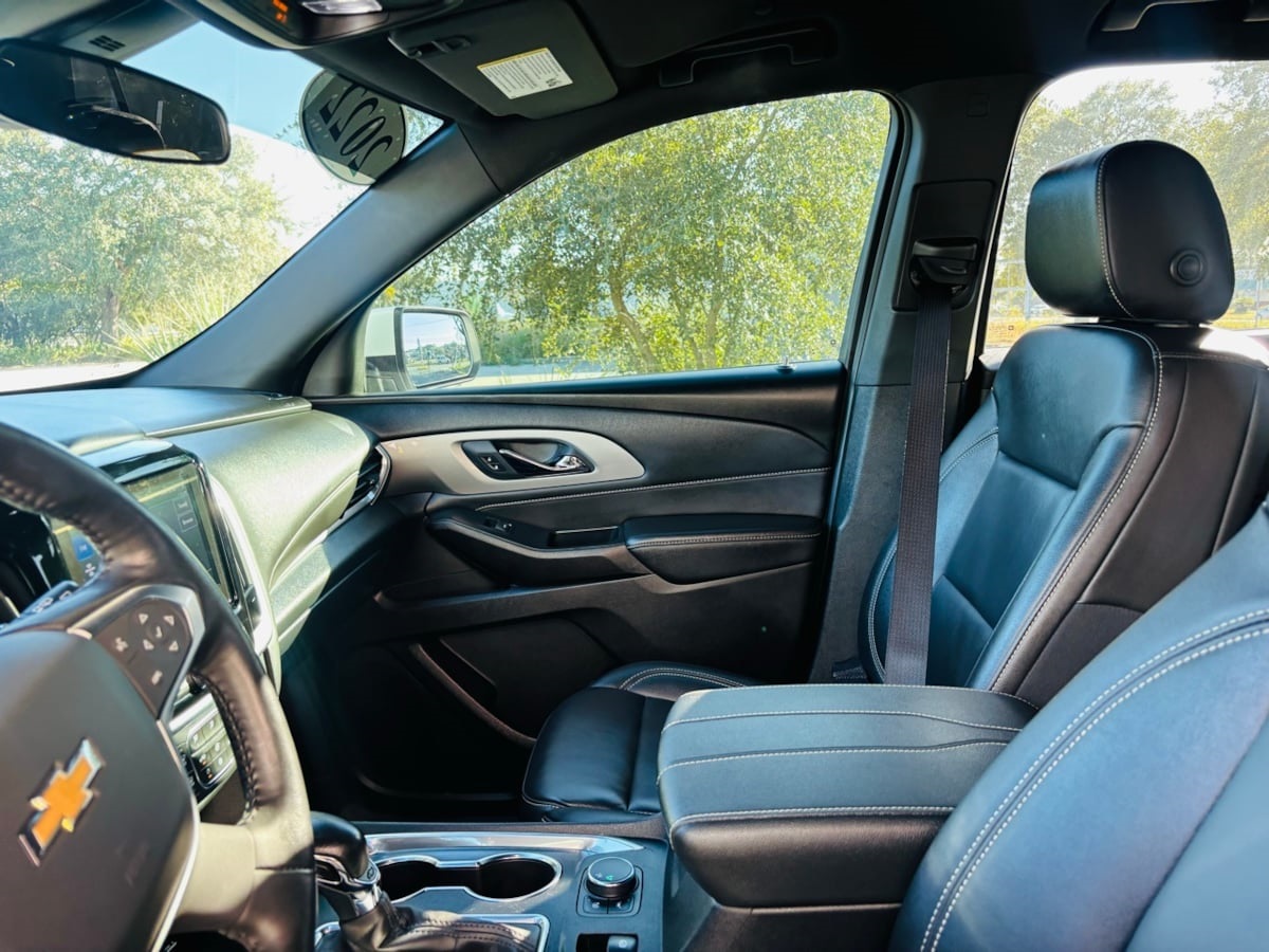 2022 Chevrolet Traverse LT Leather Image 37 of 41