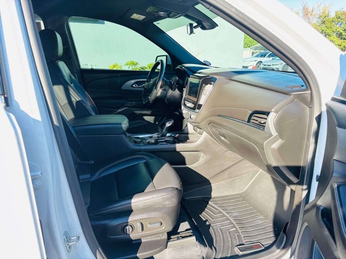 2022 Chevrolet Traverse LT Leather Image 18 of 41