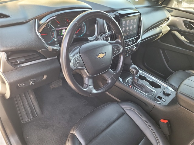 Vehicle image 7 of 33