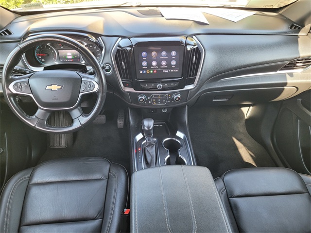 Vehicle image 10 of 33