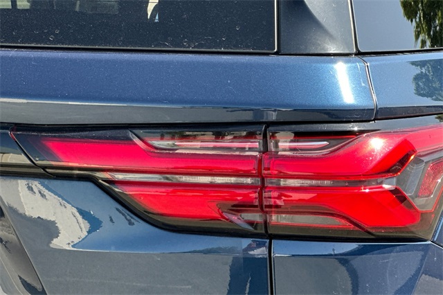 Vehicle image 49 of 54