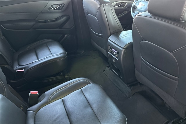 Vehicle image 18 of 54