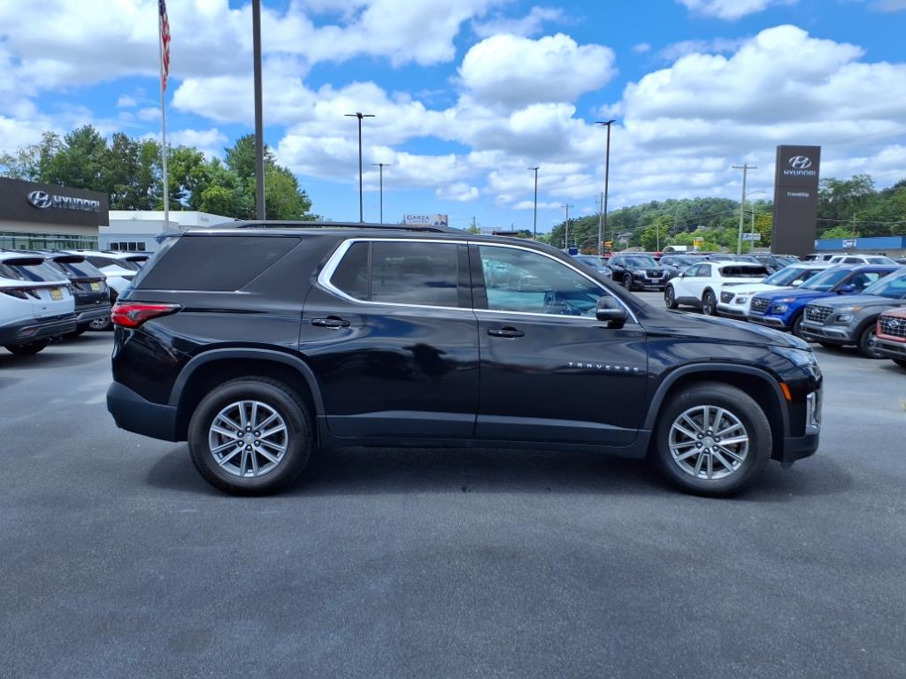 Vehicle image 4 of 26