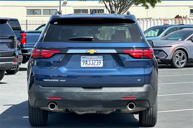 Vehicle image 8 of 54