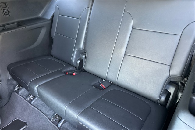 Vehicle image 18 of 54